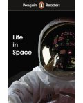 Penguin Readers Level 2:Life in Space
